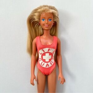 1987 Hasbro Making Waves Lifeguard Maxie doll